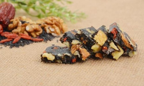 宝宝3个月 脸上长粉刺怎么办-宝宝3个月 脸上长粉刺网 - 为你提供三个月宝宝脸上长点点、宝宝3个月 脸上长粉刺怎么办